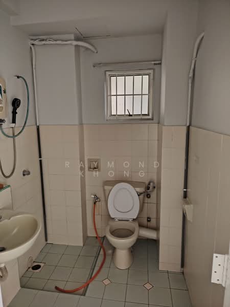 Apartment for Rent at Seri Puri - Raymond Khong - Bathroom - PropertyGuru.com.my