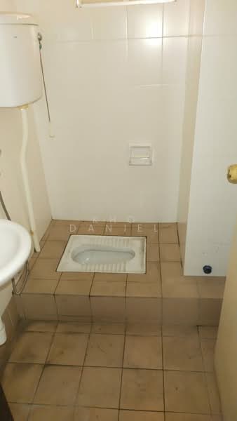 Shop for Rent in Kota Bayuemas (Klang) - Kho Daniel - Bathroom - PropertyGuru.com.my