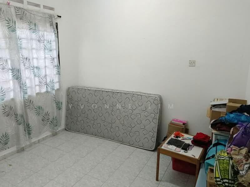 Rumah Teres 2 Tingkat untuk Dijual di Kota Masai (Pasir Gudang) - Yvonne Lim - Bedroom - PropertyGuru.com.my