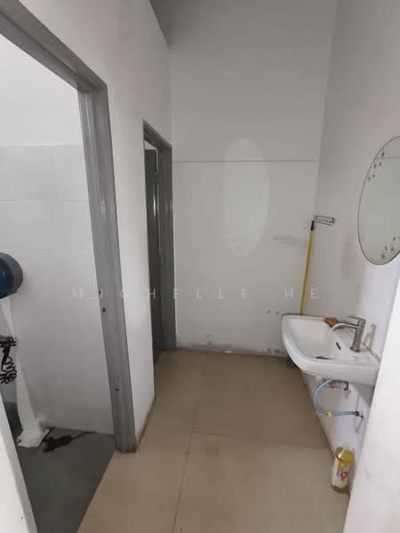 Shop / Office for Rent in Taman Austin Heights (Tebrau) - Michelle He - Bathroom - PropertyGuru.com.my