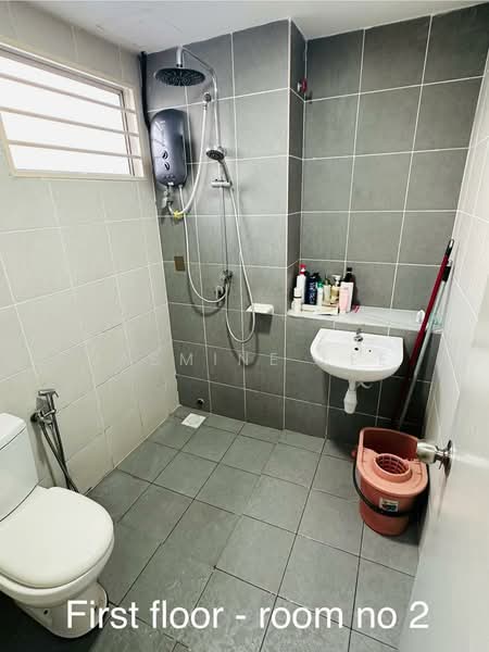 Terraced House for Rent in Kuala Selangor (Selangor) - Jasmine Lee - Bathroom 2 - PropertyGuru.com.my