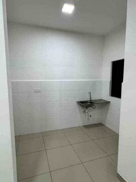 Condominium for Rent at The Henge - Eric Per - Kitchen - PropertyGuru.com.my