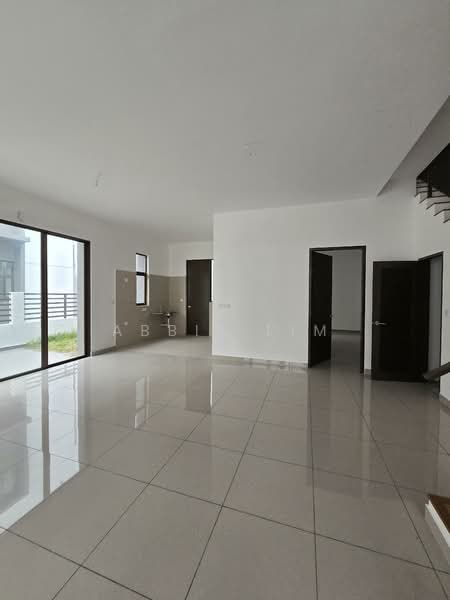Rumah Berkembar untuk Dijual di Pusat Bandar Puchong (Puchong) - Abbie Lim - PropertyGuru.com.my