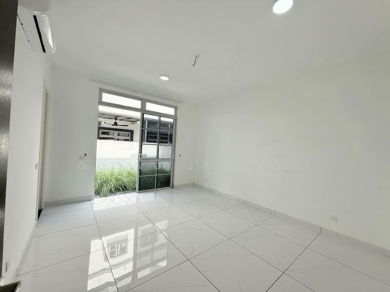Rumah Kluster untuk Dijual di Taman Ekoflora (Johor Bahru) - Guang Jun Loh - PropertyGuru.com.my