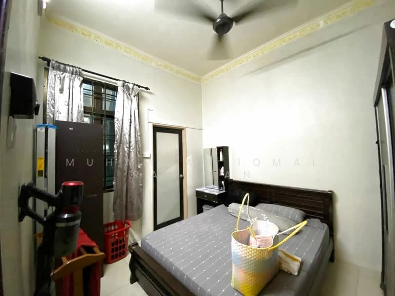 Terraced House for Sale in Perdana College Heights (Mantin) - Muhammad Iqmal Rahiman - Bedroom - PropertyGuru.com.my