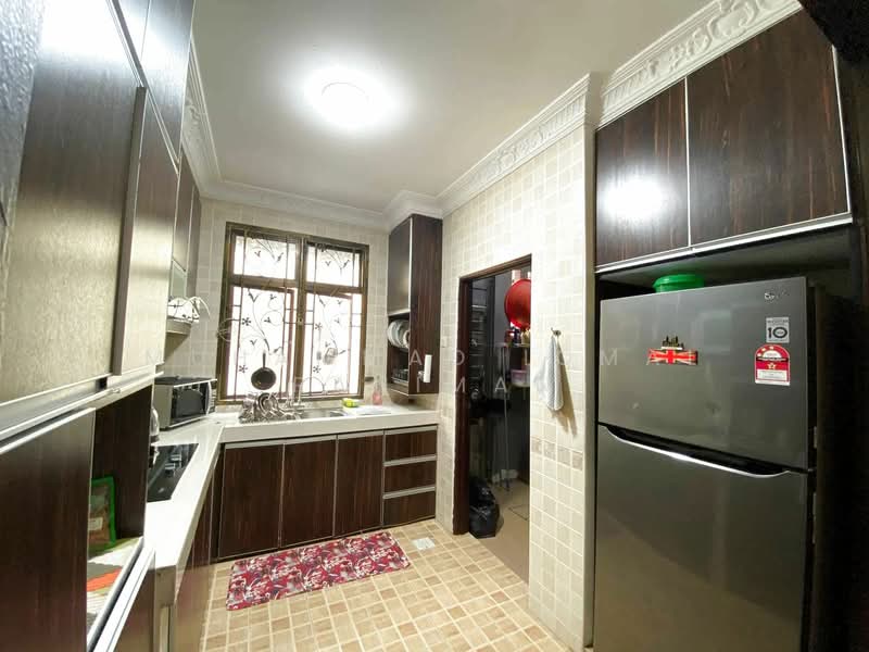 Terraced House for Sale in Perdana College Heights (Mantin) - Muhammad Iqmal Rahiman - Kitchen - PropertyGuru.com.my