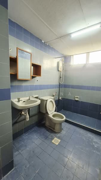 Condominium for Rent at Bukit OUG Condominiums - Elleyna Soo - Bathroom - PropertyGuru.com.my