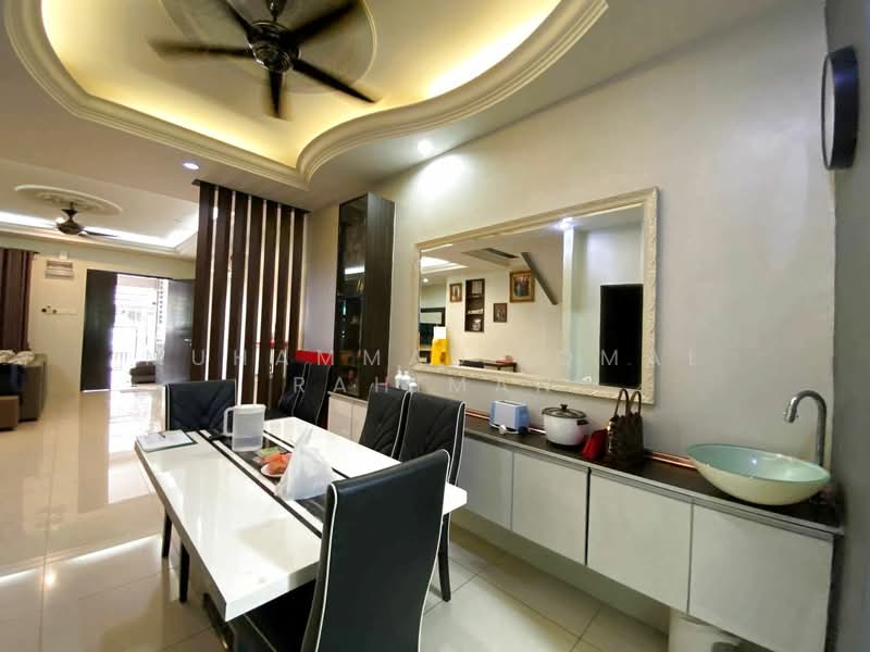 2-storey Terraced House for Sale in Perdana College Heights (Mantin) - Muhammad Iqmal Rahiman - Dining Room - PropertyGuru.com.my