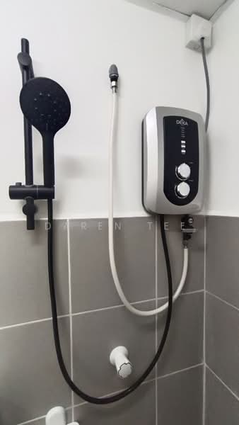 Apartment for Rent at Pangsapuri Laman Indah - Daren Tee - Bathroom - PropertyGuru.com.my