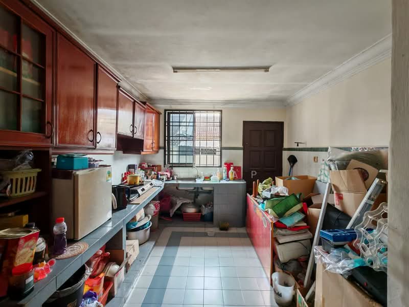 Rumah Teres 1 Tingkat untuk Dijual di Taman Johor Jaya (Johor Bahru) - Roy Yap - Kitchen - PropertyGuru.com.my