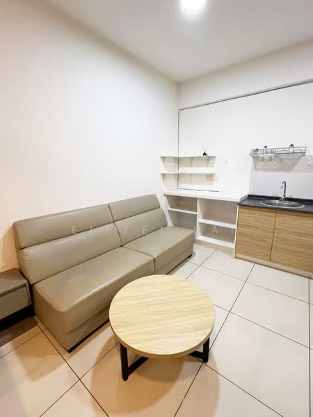 Servis Apartment untuk Disewa di Evo Soho Suite - Eiffel Lai - Living Room - PropertyGuru.com.my