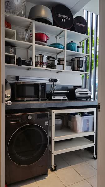 Flat for Sale at Nara @ Eco Ardence - Jess Tee - Kitchen - PropertyGuru.com.my