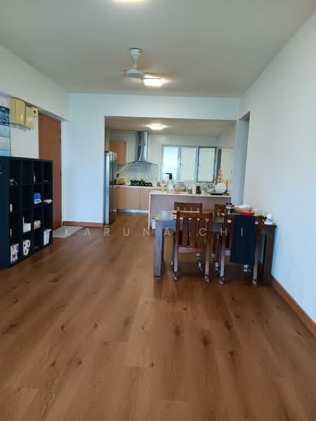 Kondominium untuk Dijual di Villa Orkid - Karuna Chi - Living Room - PropertyGuru.com.my