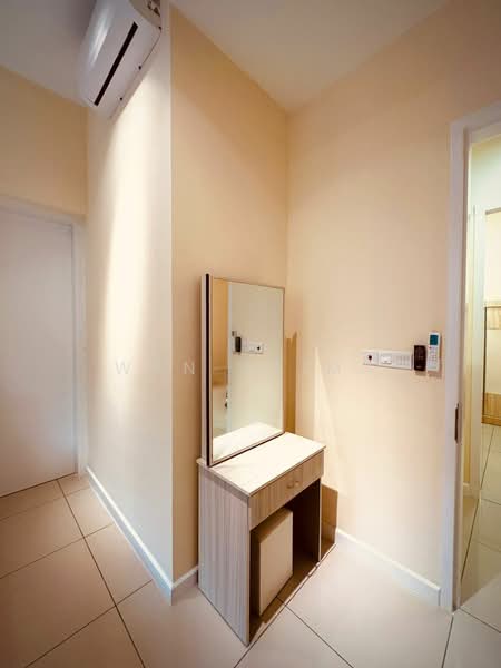 Service Residence for Sale at Le Pavillion - Wan Azima - Corridor - PropertyGuru.com.my