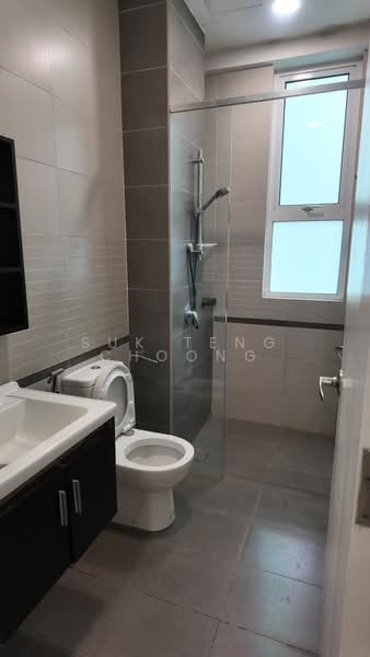 Kondominium untuk Disewa di D'Suites Akasia Horizon @ Horizon Hills - Suk Teng Choong - Bathroom - PropertyGuru.com.my
