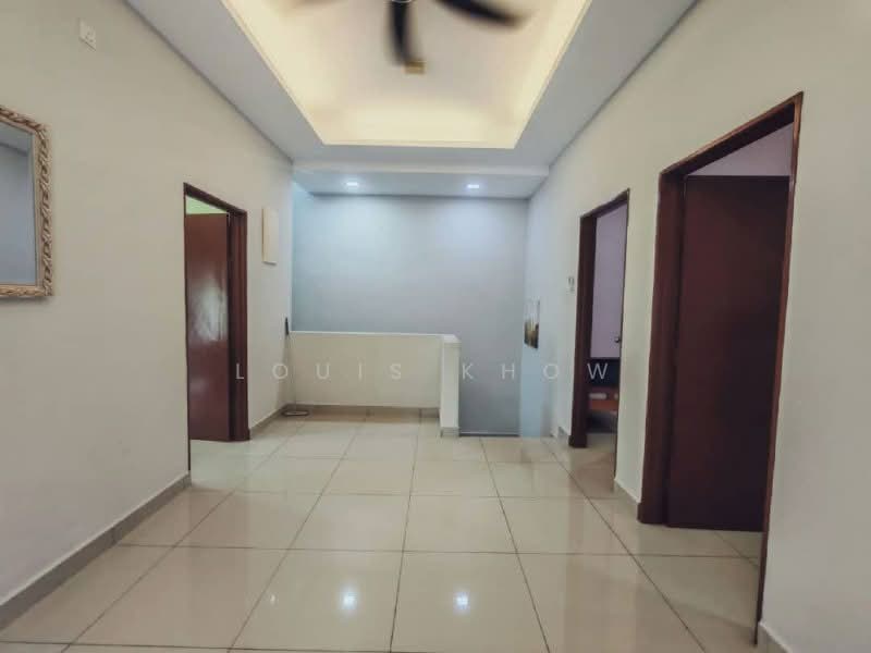 Rumah Kluster untuk Dijual di Nusantara Prima (Gelang Patah) - Louis Khow - Corridor - PropertyGuru.com.my