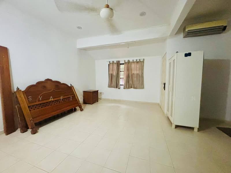 2-storey Terraced House for Sale in Seksyen 4 (Shah Alam) - Syafiq Sharifudin - PropertyGuru.com.my