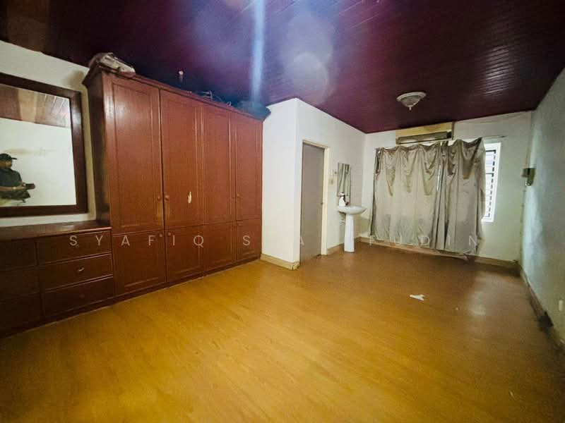 2-storey Terraced House for Sale in Seksyen 4 (Shah Alam) - Syafiq Sharifudin - PropertyGuru.com.my
