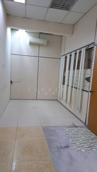 Shop for Rent in Bandar Bukit Puchong (Puchong) - Jarren Tan - Interior - PropertyGuru.com.my