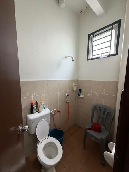 Rumah Teres untuk Dijual di Senai (Kulai) - Erness Tan - Bathroom - PropertyGuru.com.my