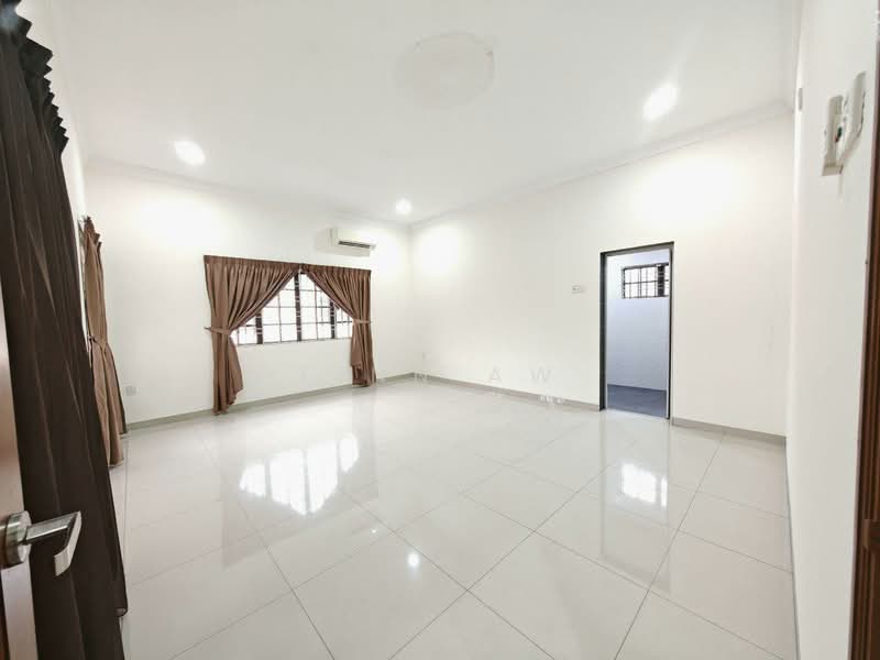 Bungalow for Sale in Bandar Putra (Kulai) - Finn Aw - Living Room - PropertyGuru.com.my