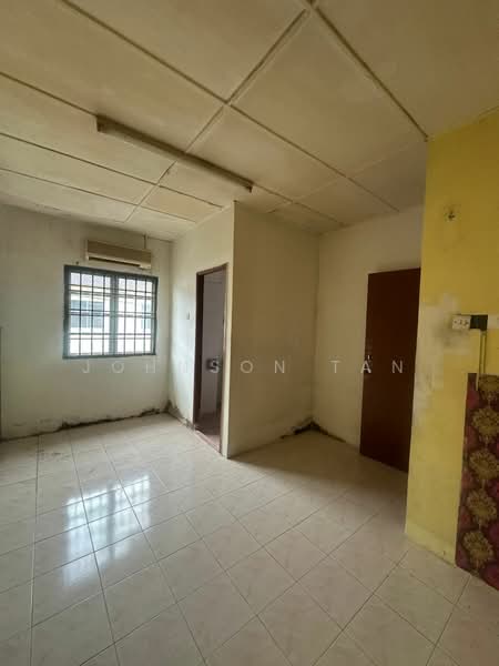 Rumah Teres 2 Tingkat untuk Dijual di Taman Putri Kulai (Kulai) - Johnson Tan - Interior - PropertyGuru.com.my