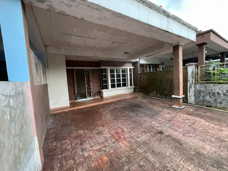 Rumah Teres 2 Tingkat untuk Dijual di Taman Mutiara Rini (Skudai) - Finn Aw - Exterior - PropertyGuru.com.my