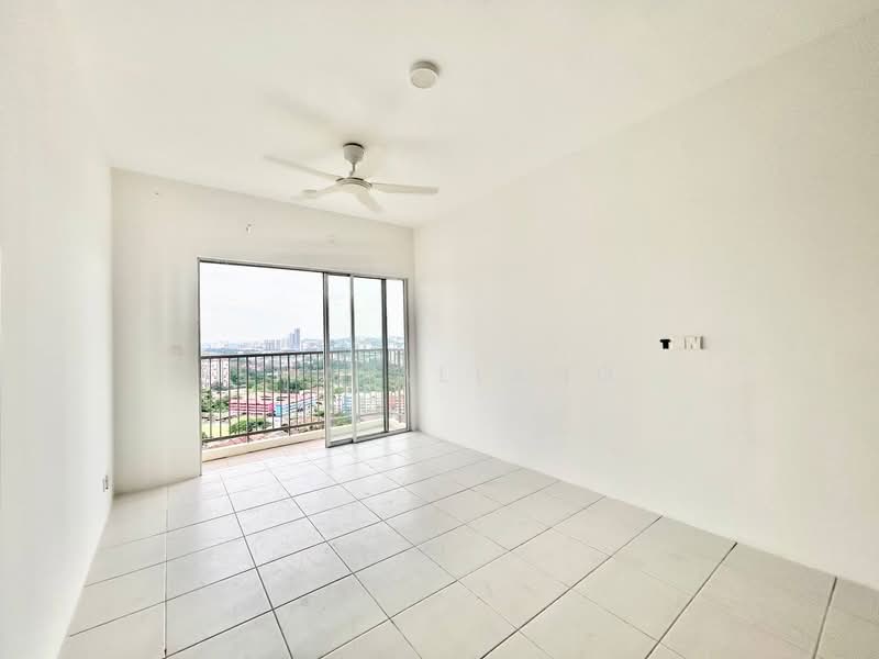 Kondominium untuk Disewa di Residensi Sateria - EMA ALLANG - Balcony - PropertyGuru.com.my