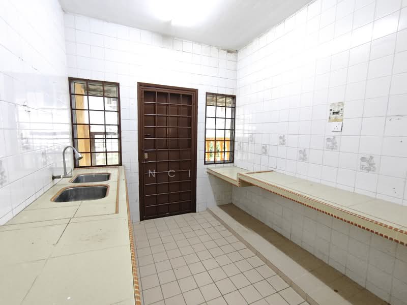 Rumah Teres 2 Tingkat untuk Disewa di Bandar Country Homes (Rawang) - Francis Leow - PropertyGuru.com.my
