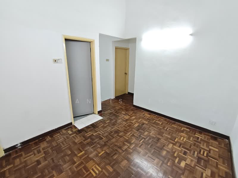 Rumah Teres 2 Tingkat untuk Disewa di Bandar Country Homes (Rawang) - Francis Leow - PropertyGuru.com.my