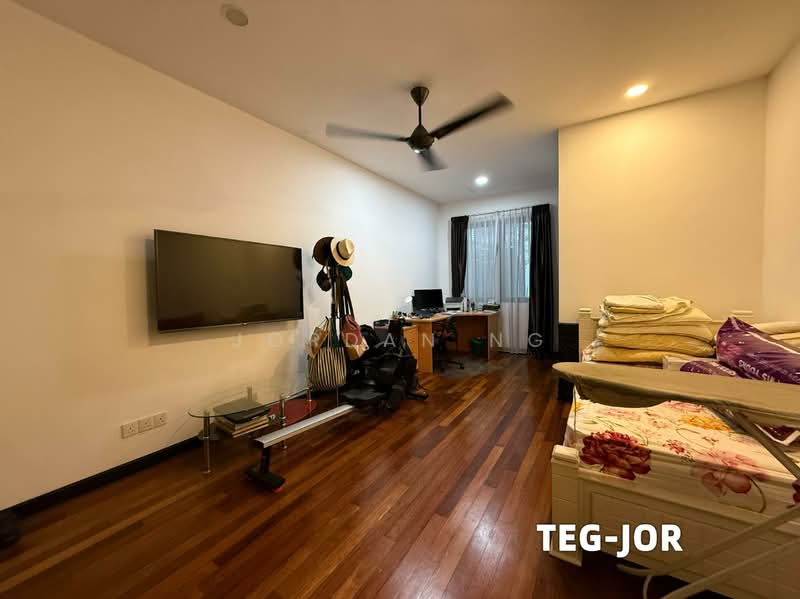 3-storey Terraced House for Sale in Duta Villa (Setia Alam) - Jordan Ng - Study - PropertyGuru.com.my