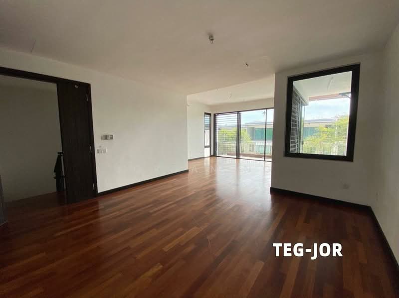 3-storey Terraced House for Sale in Duta Villa (Setia Alam) - Jordan Ng - Living Room - PropertyGuru.com.my