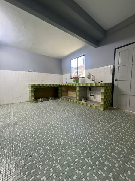 Rumah Teres 1 Tingkat untuk Dijual di Kampung Baru Rahang (Seremban) - Shamira P - Kitchen - PropertyGuru.com.my