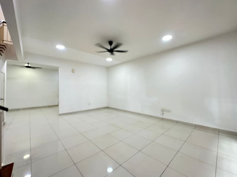 2-storey Terraced House for Rent in Taman Mutiara Rini (Skudai) - William Loke - Living Room - PropertyGuru.com.my
