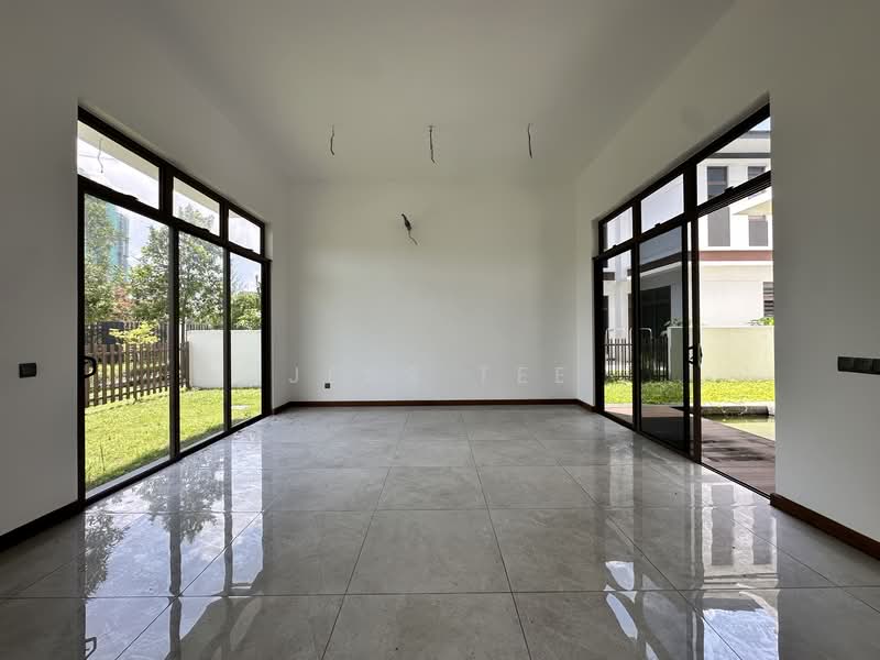 Bungalow for Sale in Setia Alam (Selangor) - Jess Tee - Living Room - PropertyGuru.com.my