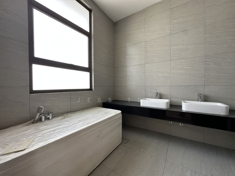 Bungalow for Sale in Setia Alam (Selangor) - Jess Tee - Bathroom - PropertyGuru.com.my