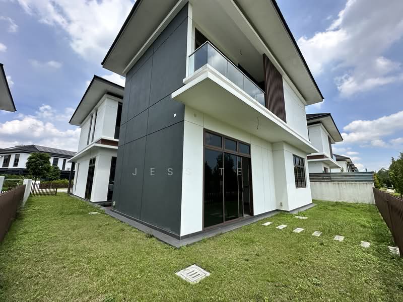 Bungalow for Sale in Setia Alam (Selangor) - Jess Tee - Exterior - PropertyGuru.com.my