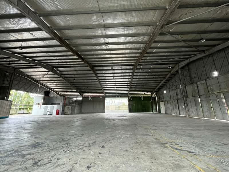 Detached Factory for Sale in Taman Industri (Kulai) - Sky Tan - Interior - PropertyGuru.com.my