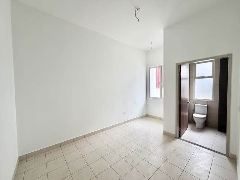 Rumah Teres 2 Tingkat untuk Dijual di Taman Sepang (Sepang) - Alif Saad - PropertyGuru.com.my