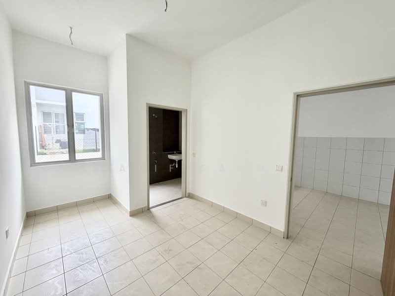 Rumah Teres 2 Tingkat untuk Dijual di Taman Sepang (Sepang) - Alif Saad - PropertyGuru.com.my