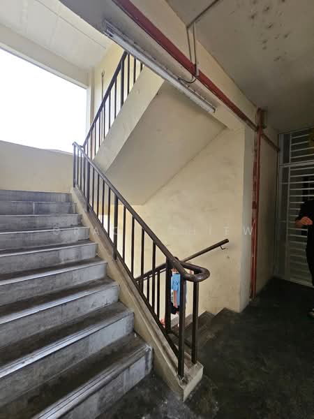 Flat for Rent at Rumah Pangsa Akasia - Grace Chiew - Corridor - PropertyGuru.com.my