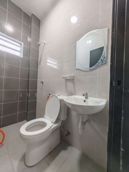 1-storey Terraced House for Rent in Taman Meru Perdana (Chemor) - Justine Chin - Bathroom - PropertyGuru.com.my