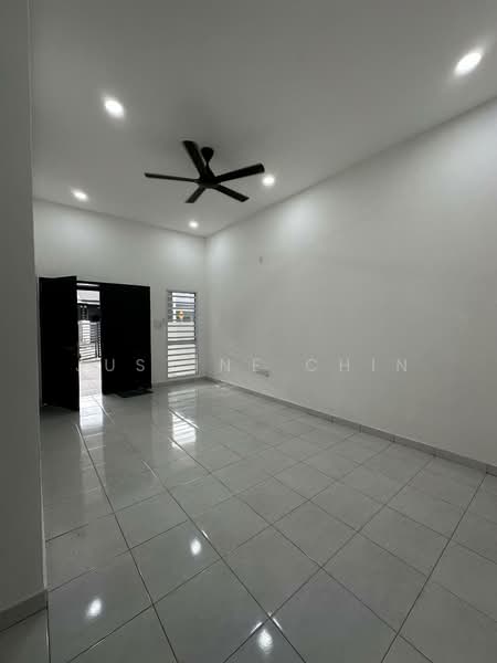 1-storey Terraced House for Rent in Taman Meru Perdana (Chemor) - Justine Chin - Living Room - PropertyGuru.com.my