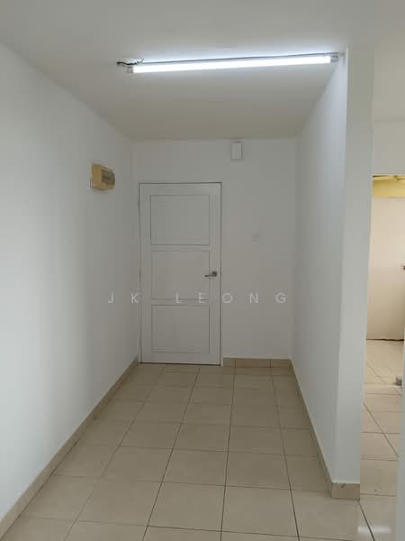 Kondominium untuk Disewa di Casa Prima Condominium - JK Leong - Corridor - PropertyGuru.com.my