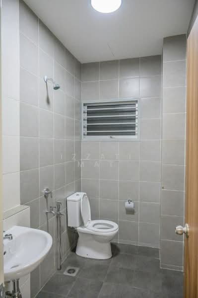 2-storey Terraced House for Sale in Nilai (Negeri Sembilan) - Izzati Mat - Bathroom - PropertyGuru.com.my