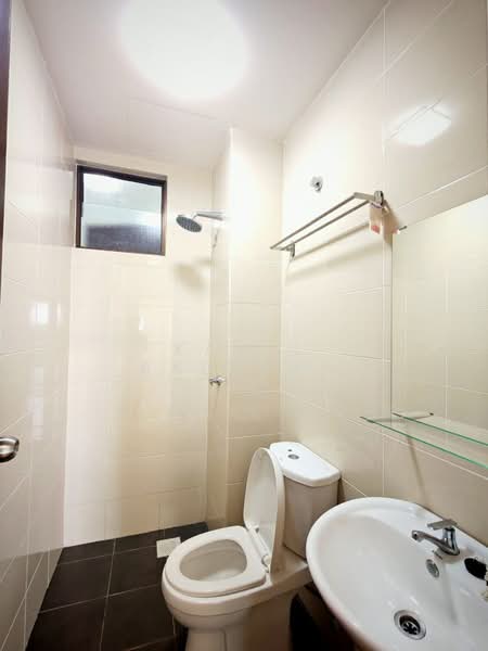 Condominium for Rent at Residensi Zamrud - Kamil Radzuan - Bathroom - PropertyGuru.com.my