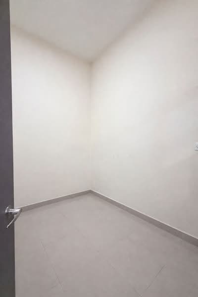 Cluster House for Sale in Taman Gaya (Ulu Tiram) - Nelson Tan Poh Kiong - PropertyGuru.com.my