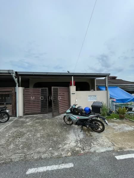 Rumah Teres 1 Tingkat untuk Dijual di Taman Selatan (Kulai) - Mohd Faez - Exterior - PropertyGuru.com.my