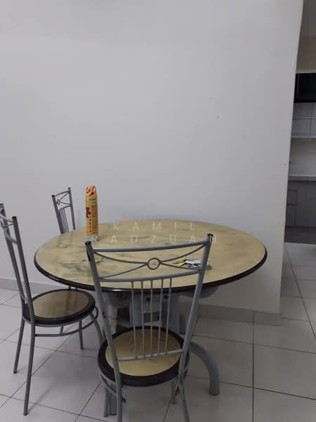 Pangsapuri untuk Disewa di Apartment Kelisa Ria - Kamil Radzuan - Dining Room - PropertyGuru.com.my