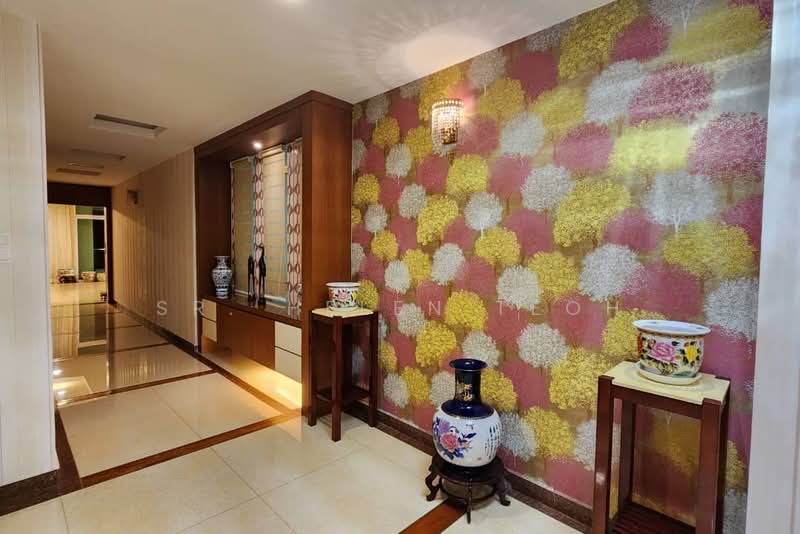 Kondominium untuk Disewa di H Residence (One Ritz Residence / Kelawai View) - Sr. Helen Teoh - Corridor - PropertyGuru.com.my